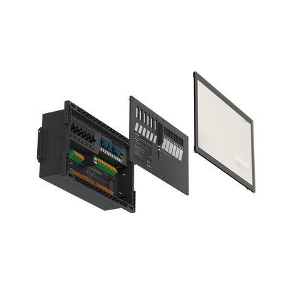 EcoFlow AC DC Verteilungspanel mit Innenleben Abdeckung und beschrifteter Frontplatte